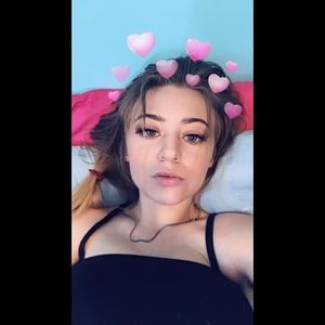 Meet your Posher, Haylee